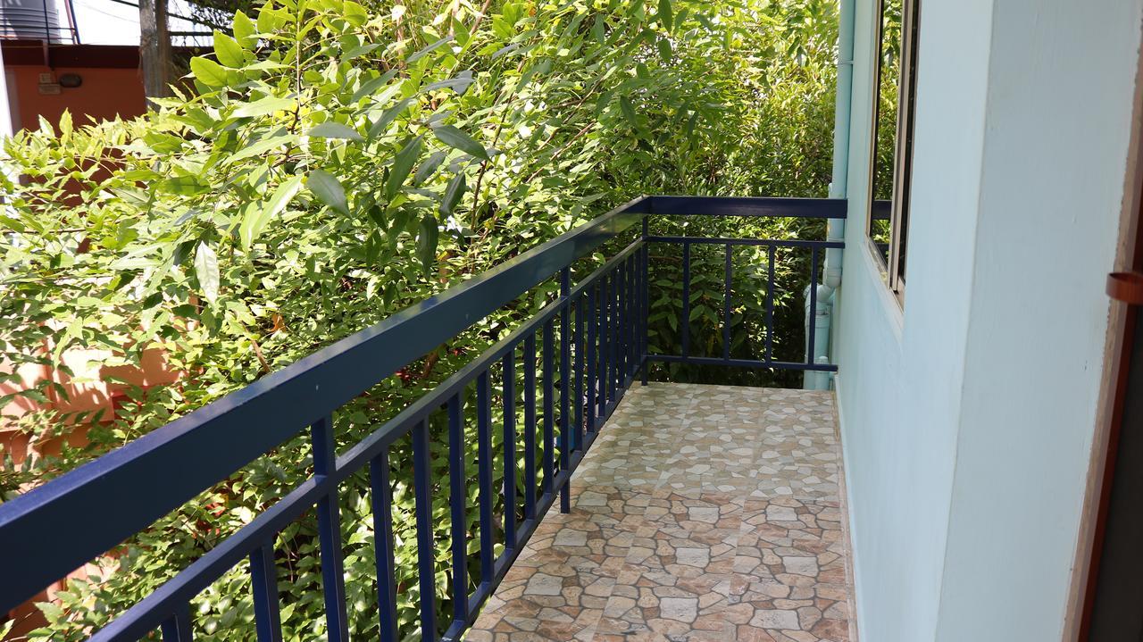Cherish Homestay Kochi Buitenkant foto